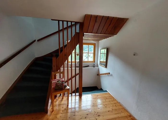 Haus Enzian Апартаменты *